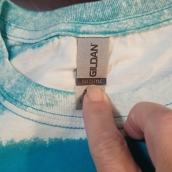 Custom bleach tee - Picture 6 of 6